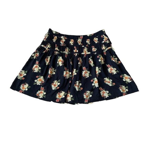LOFT Dresses & Skirts - Loft Black Floral Pleated Mini Flare Lined Skirt Size 6